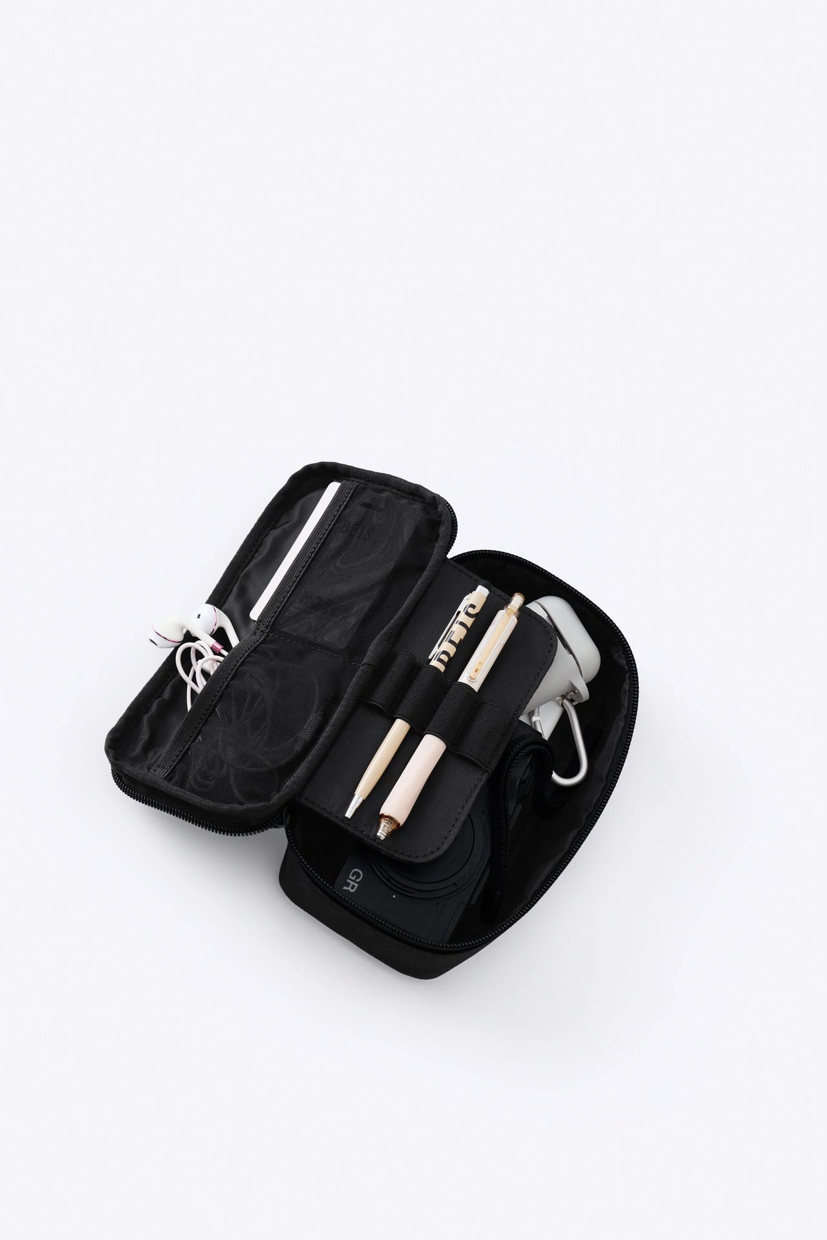 The Tech Organizer in Black