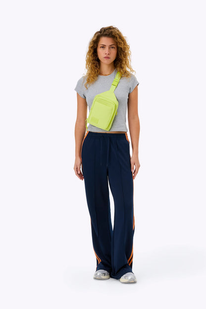 The Sport Sling in Limone